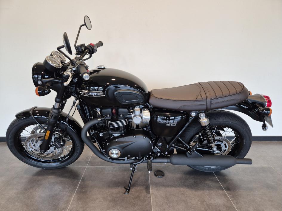 TRIUMPH Bonneville T120 Black