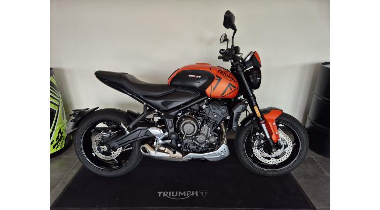 TRIUMPH TRIDENT 660