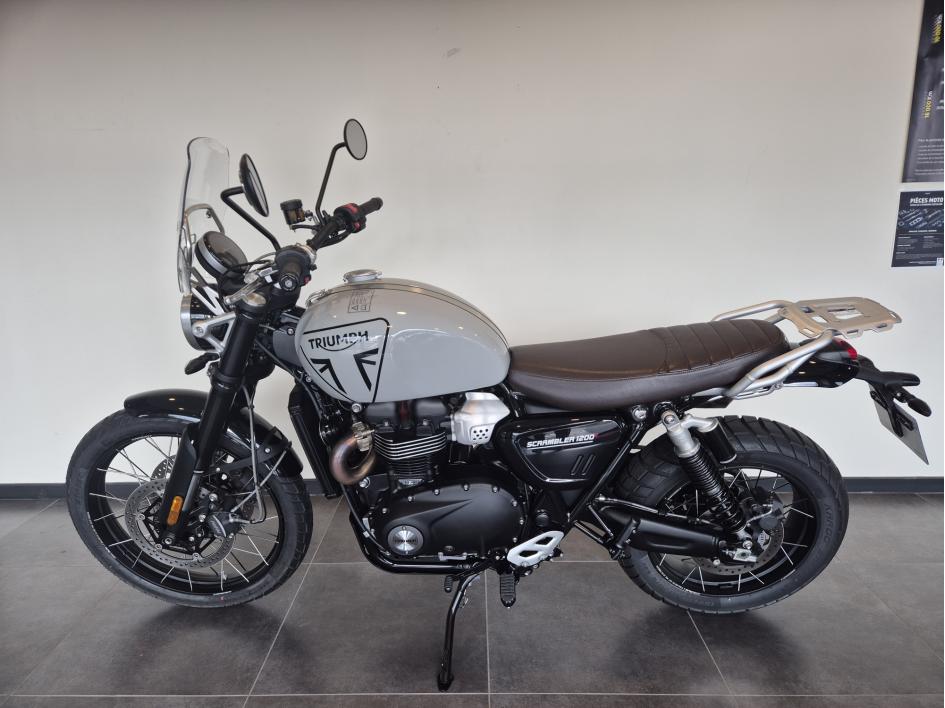 TRIUMPH SCRAMBLER 1200